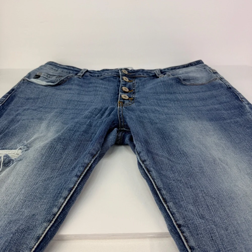 Kancan 15/31 Blakely Button Fly Ripped Skinny Ankle Distressed Denim Women Jeans